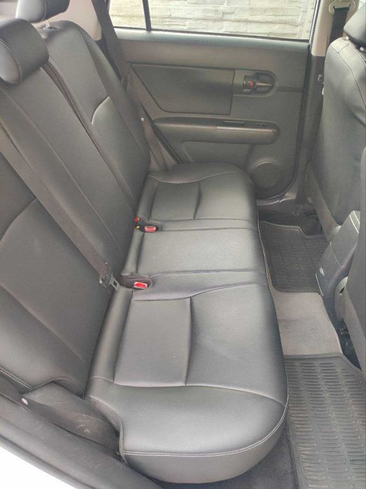 Продавам Toyota Scion, перфектно състояние