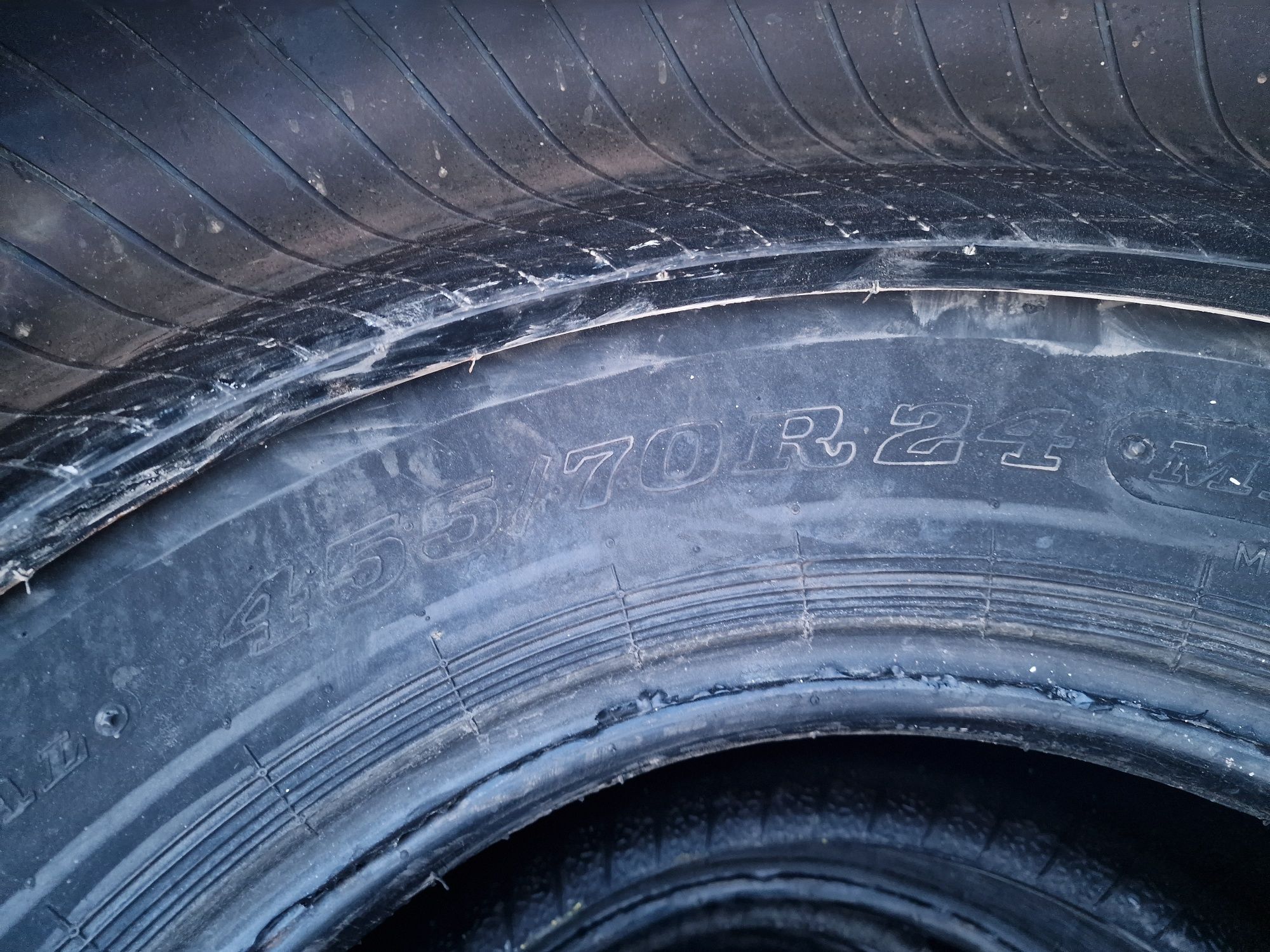 ANVELOPE Încărcător 455/70R24 marca Dunlop