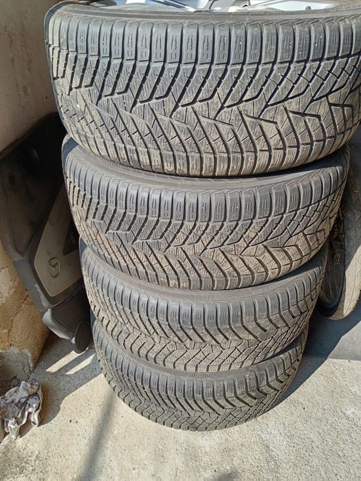 255 45 18 Зимни Гуми JOKOHAMA V905