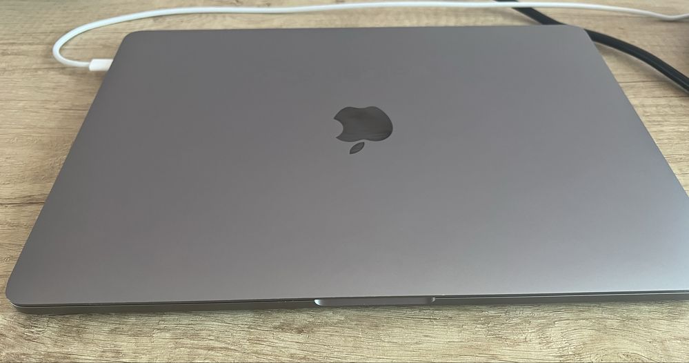 MacBook Pro 13” TouchBar 2019