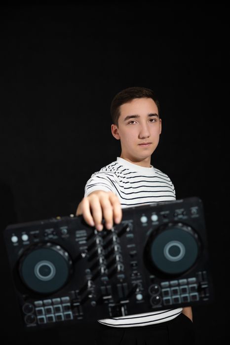 Tadbirlar uchun Dj (to’ylar, tug’ilgan kunlar, bayramlar va boshqa)