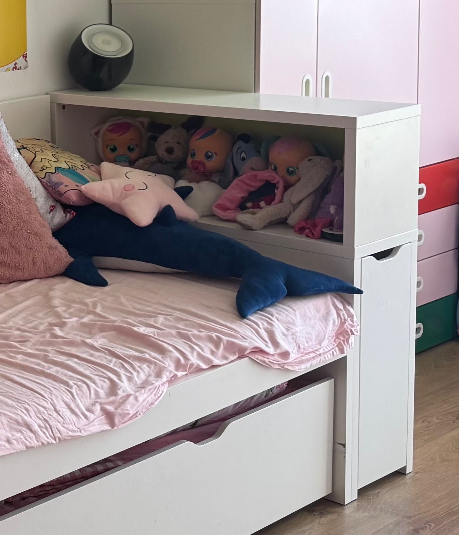 IKEA ракла за легло