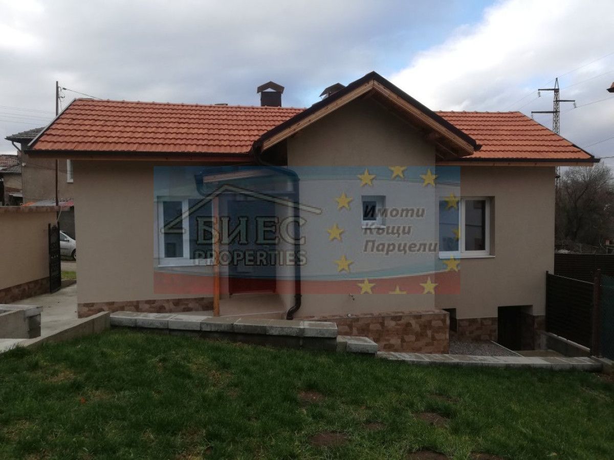 Къща в град Батановци