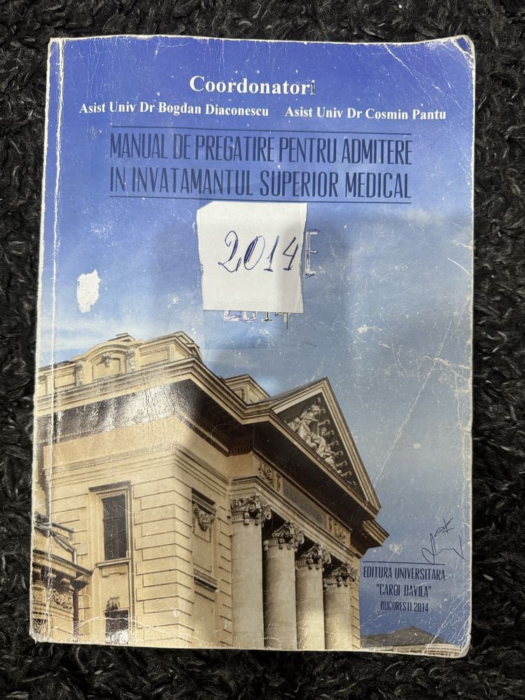 Vând cărti pentru admitere la medicina Bucuresti (Corint)