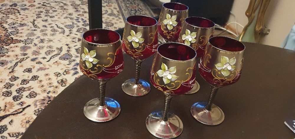 Set pahare vin din sticla de Murano