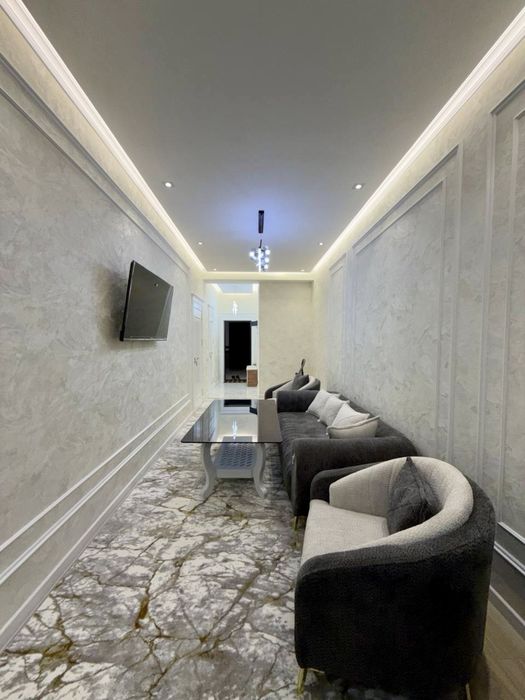 3х комнатная студия, на 4 этаже. Гагарина.