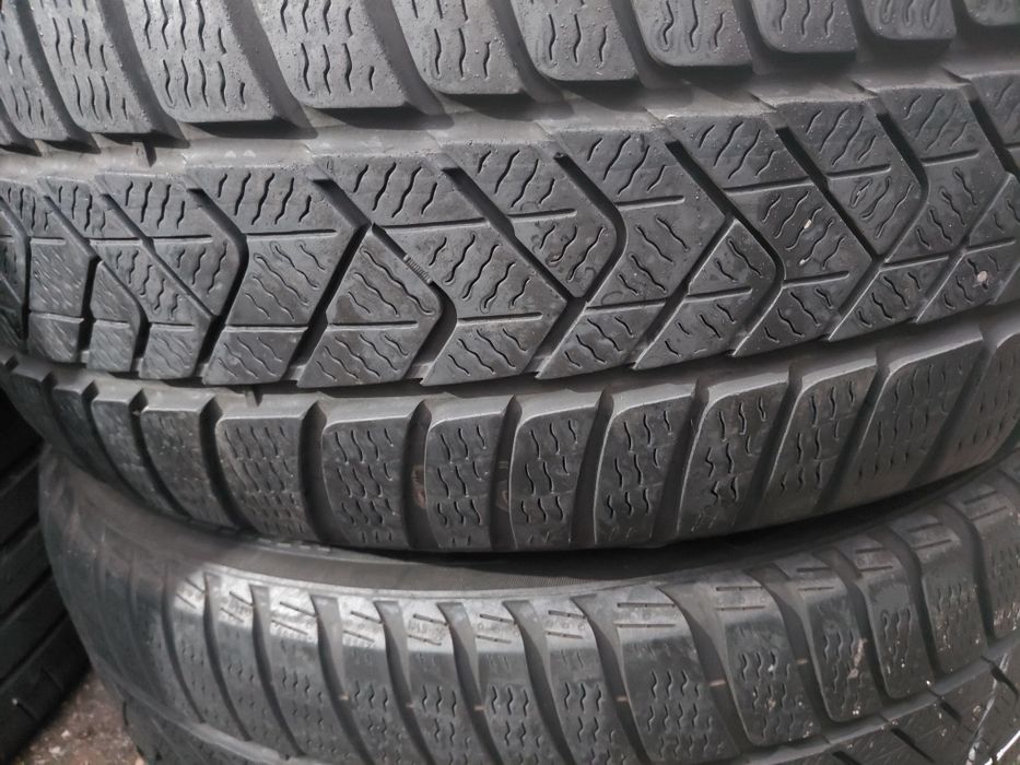 225/55/17" Pirelli 2бр.гуми