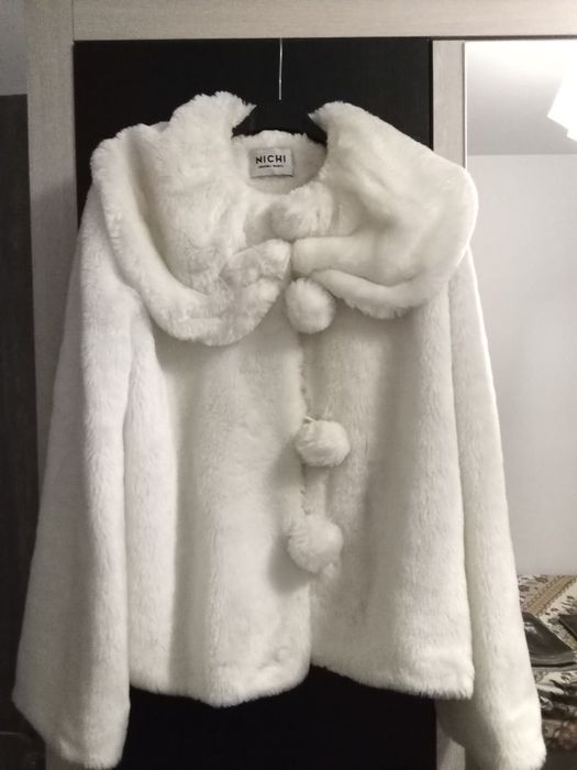 Haina Cristina nichita marimea 40. Pret 100 lei