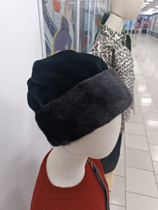 Шапка норковая женская