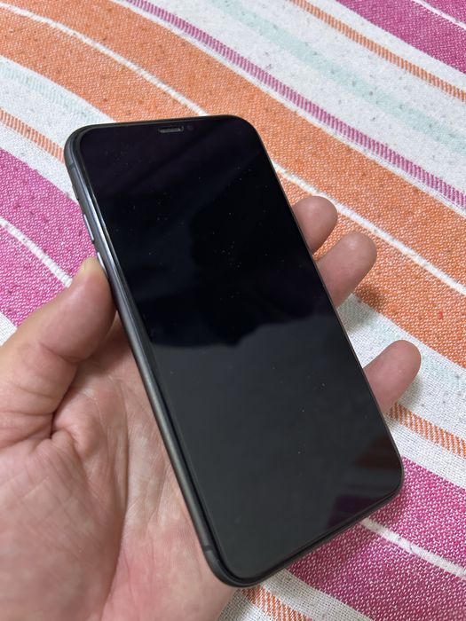 Айфон 11 в отличном состоянии