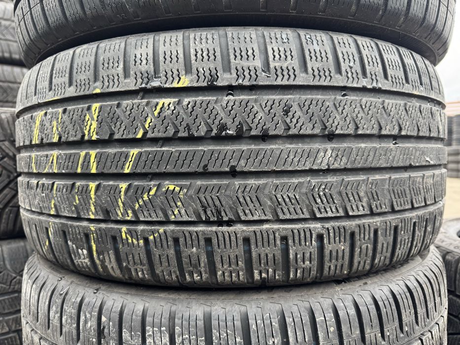 Anvelope 235/40/19 Vredestein