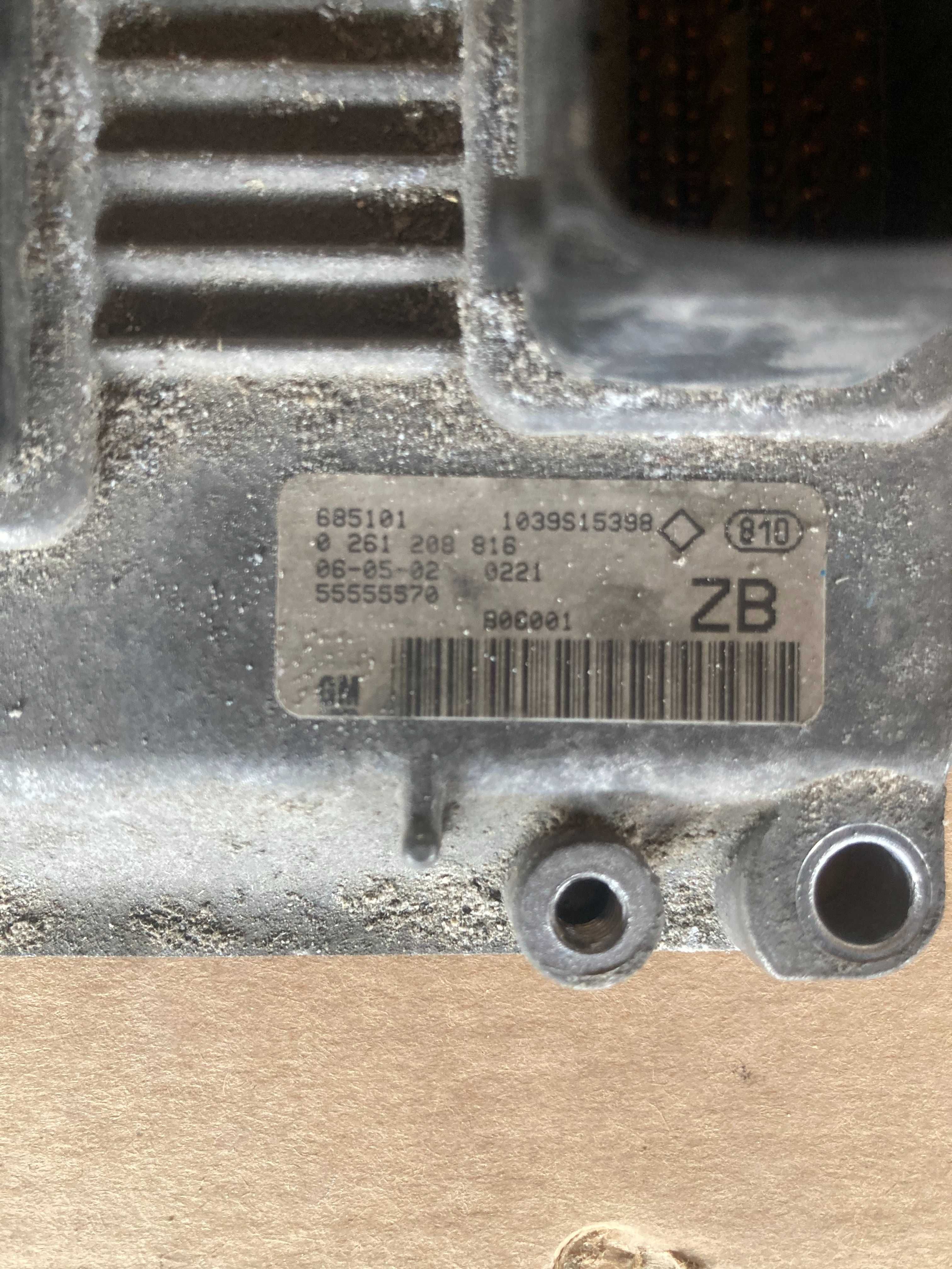 Компютър еку ecu електронен блок двигател Опел Мерива ОПЦ 1.6 Z16LET