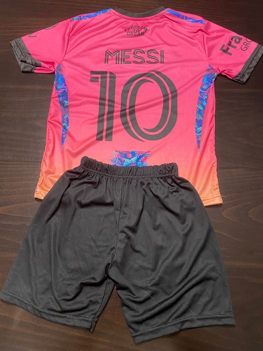 Детски футболни екипи No 10