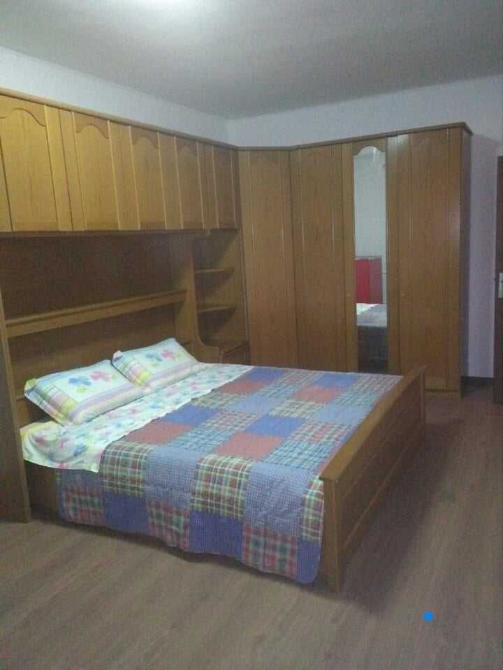 Vând apartament cu doua camere decomandat Focșani