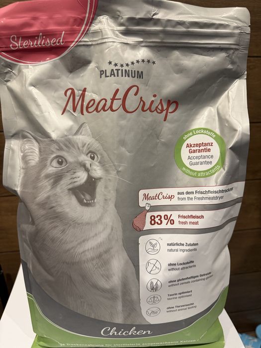 2 бр  Суха храна за котки Platinum MeatCrisp за кастрирани котки 3кг