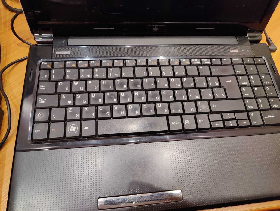 Продам ноутбук Dns 15"