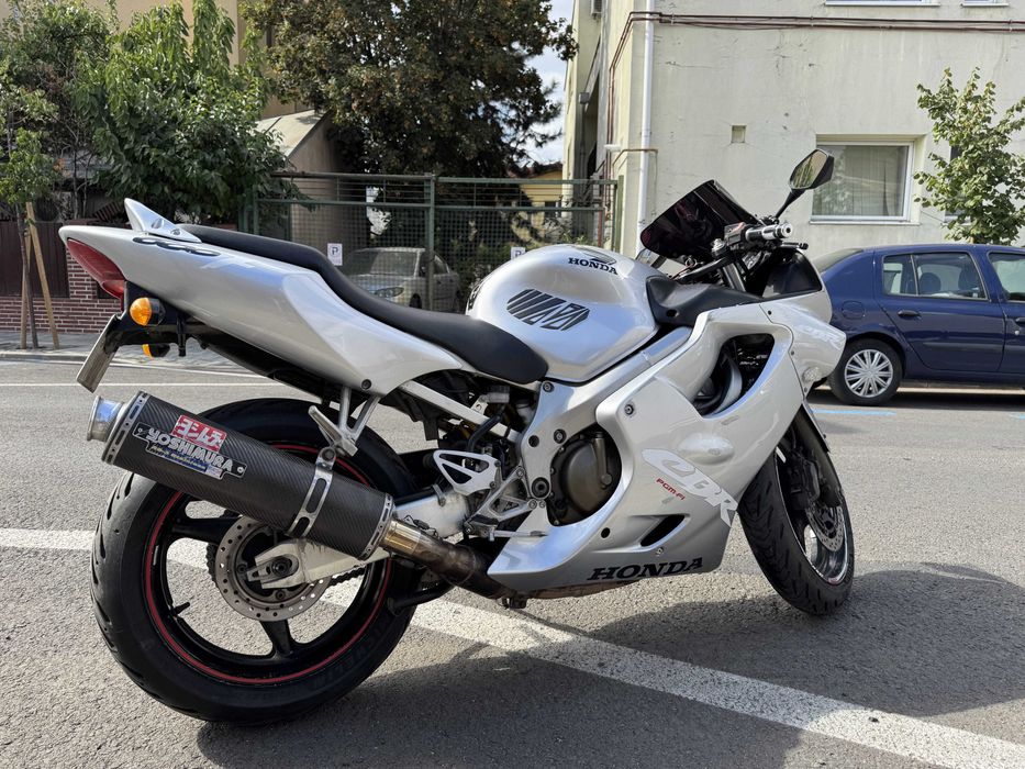 Vand Honda F4i 2006