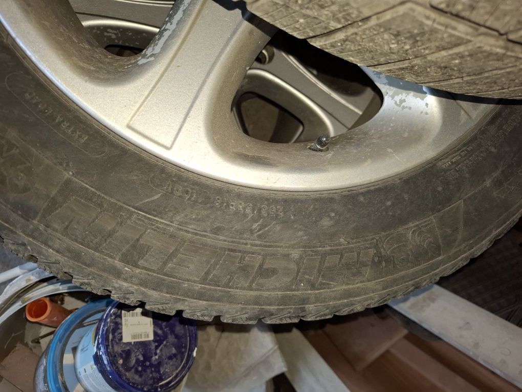 лети джанти Bmw x5 e53 оригинални с гуми зимни 255 55 18