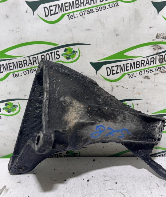 Suport motor dreapta Volkswagen VW Passat B5