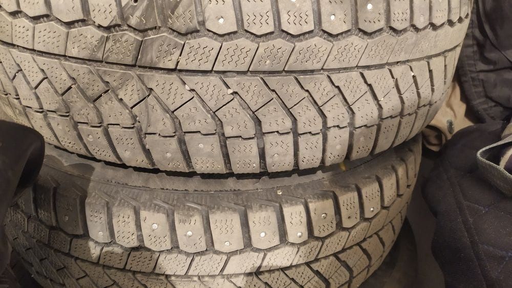 Бэушные шины 185x65R14 (2шт)
