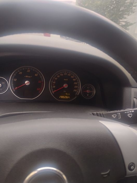 Opel Vectra GTS  150 cp