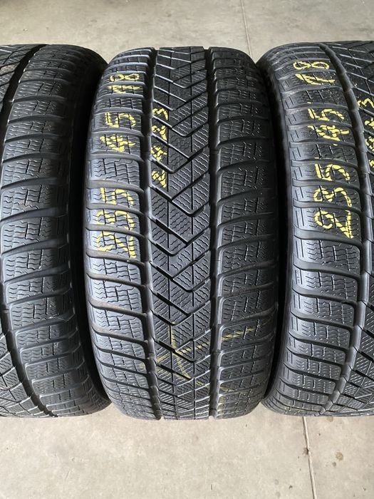 Anvelope iarna 235/45/18 Pirelli Sottozero 3 235 45 18 R18
