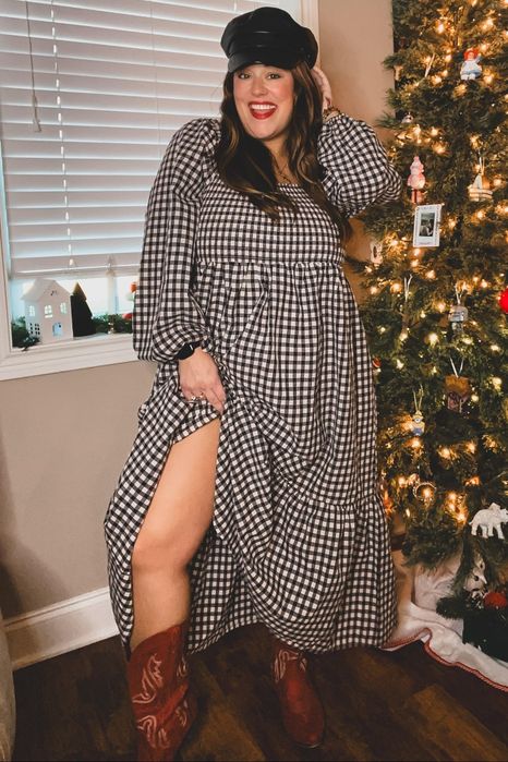 * Карирана рокля *