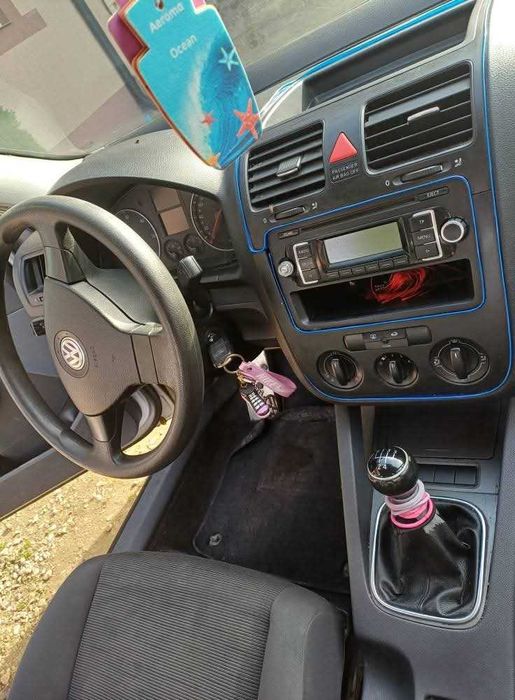De vânzare 
Golf 5 
An 2006
Motor 1.9 disel 
Ofer fiscal
