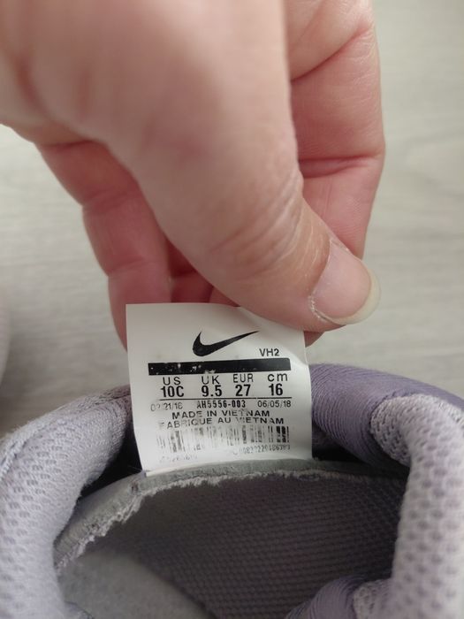 NiKE оригинални маратонки и кецове