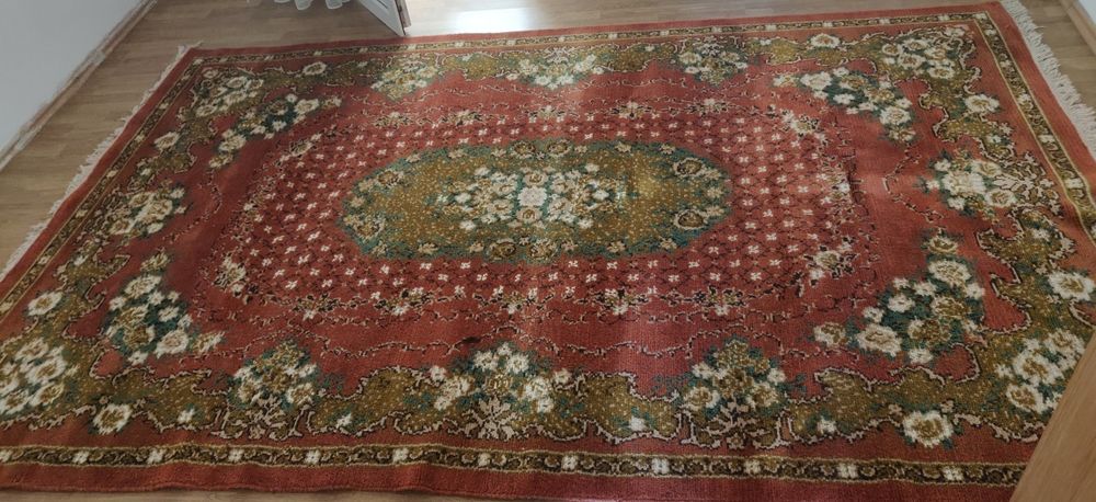 Vând covor persan de Cisnădie