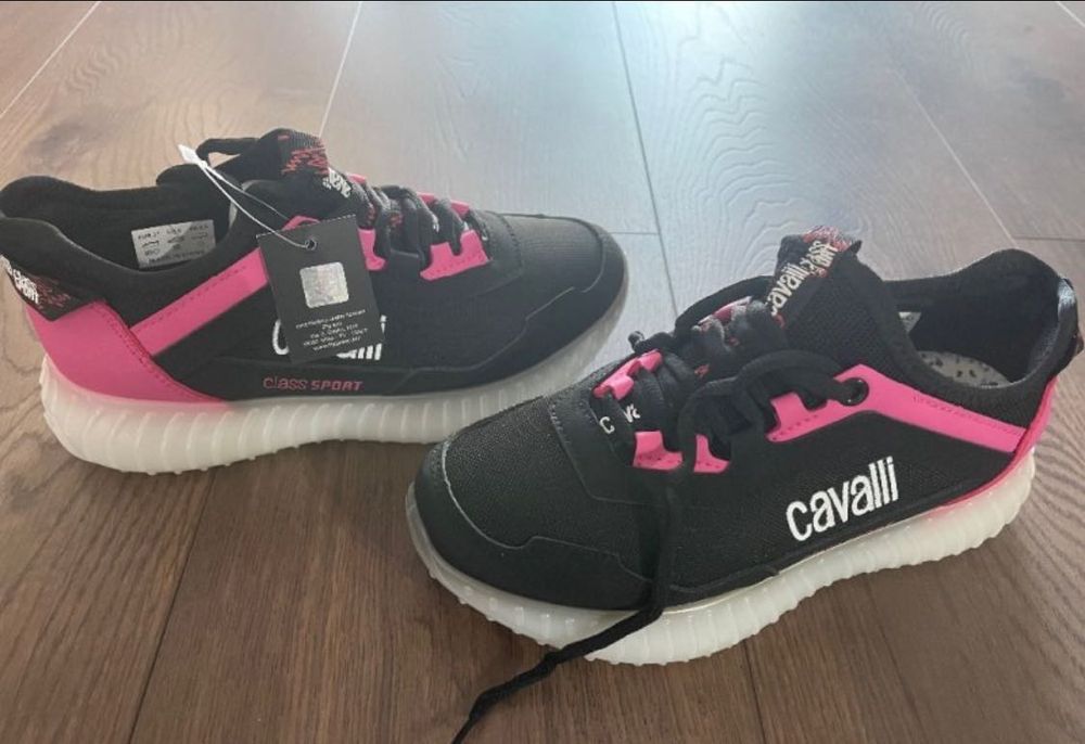 !!!ПРОМО!!Нови дамски маратонки 37 номер