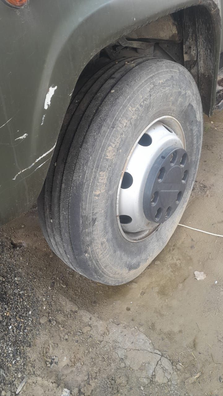 Zil 130 balonlar yangi 100 foiz