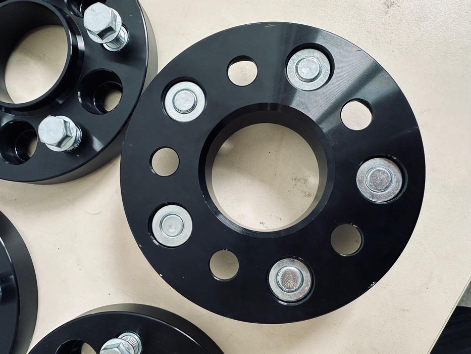 Flanse/Distantiere de trecere de la butuc 5x112 la jante 5x120