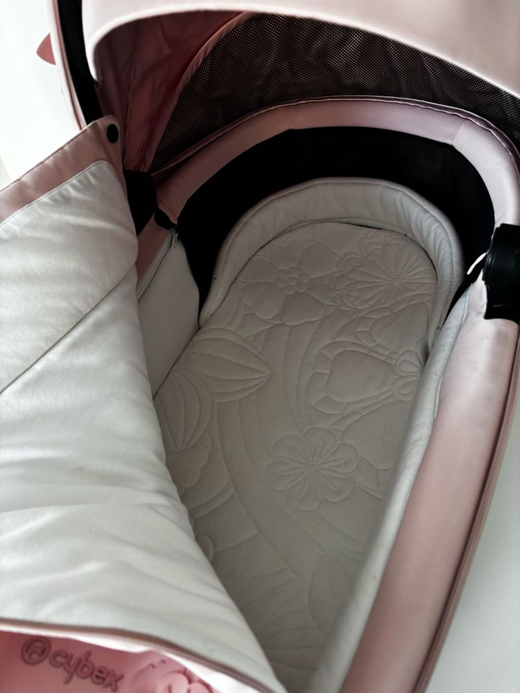 Зимен кош Cybex Simply Flowers за Mios 3