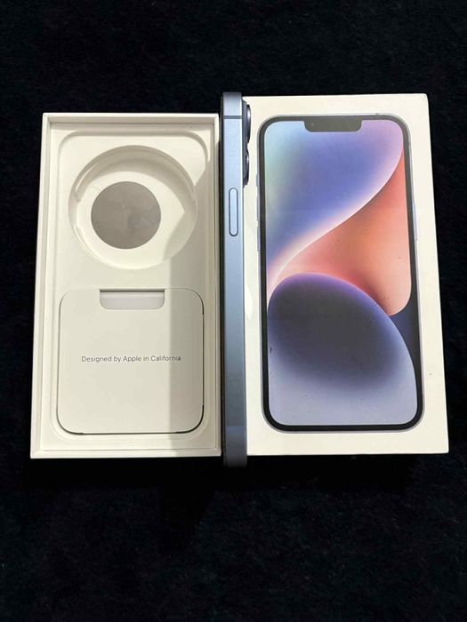 Vând iPhone 14 blue