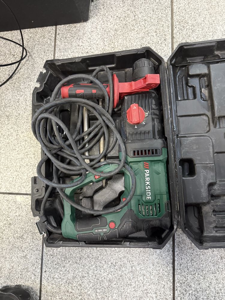 Перфоратор Parkside PBH1050 D4
