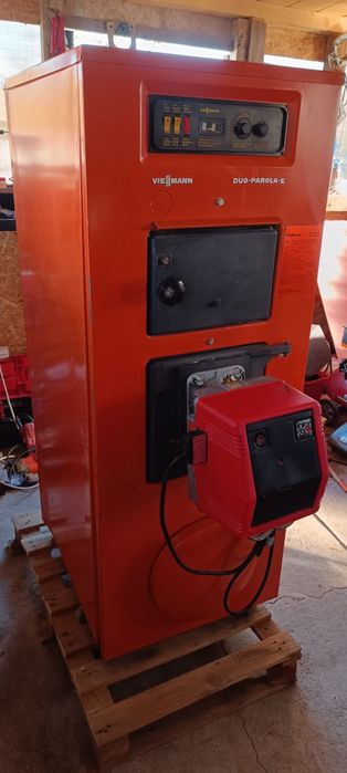 Vând centrala Viessmann pe ulei ars sau lemne