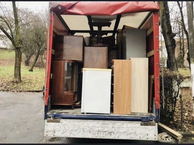 Oferim servicii de debarasari