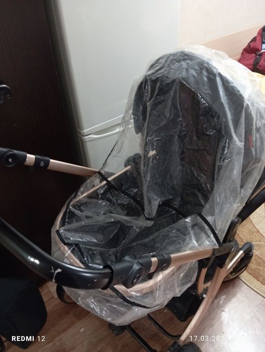 Продам детскую коляску