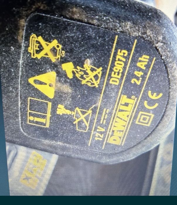 Девалт Dewalt винтоверт с две перфеткно здрави батерий