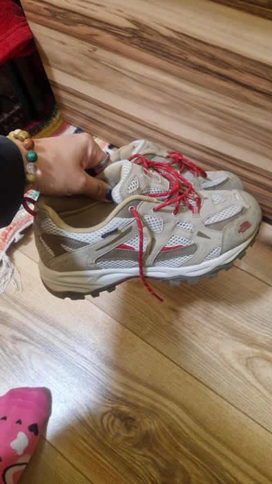 Маратонки the nort face-38 номер