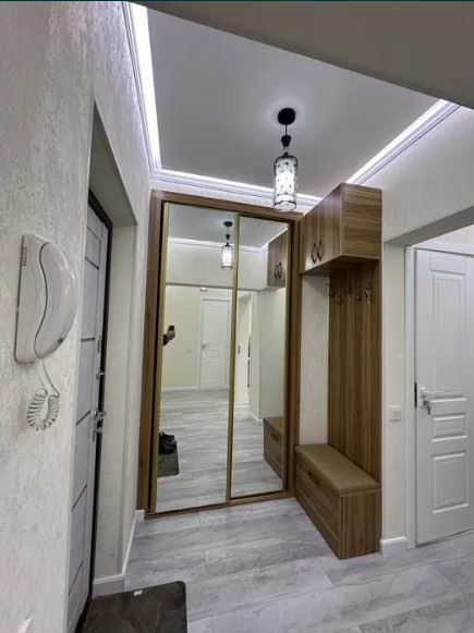 Квартира на Ц2-Алайский 3/5/9 общ пл 72м Евро с обстановкой