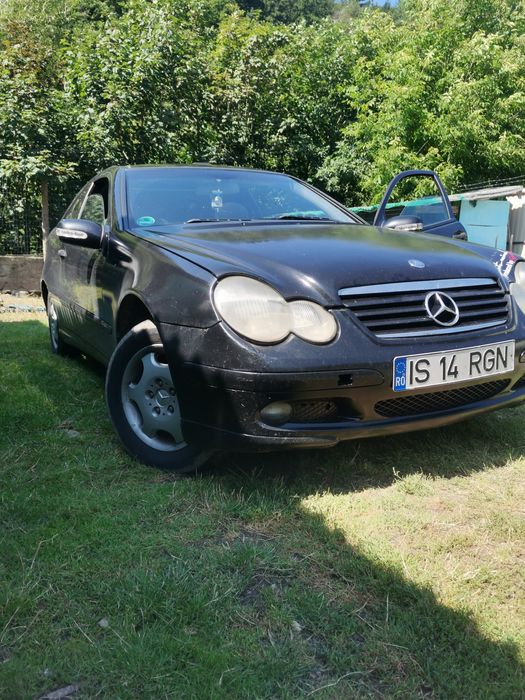 Vând Mercedes c class cupe