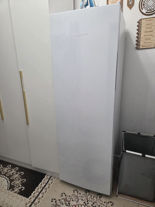 Продам морозильник