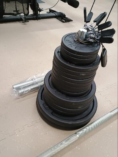 Set gantere și bare Bodybuilding 93 kg cu - produs resigilat Decathlon