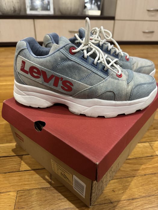 Дънкови сникърси Levi’s