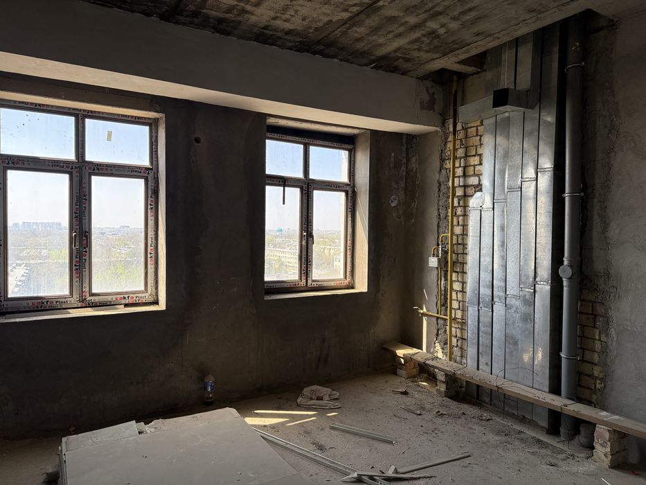 Продается квартира!! Мирзо- Улугбекский район массив Феруза, Чимган.