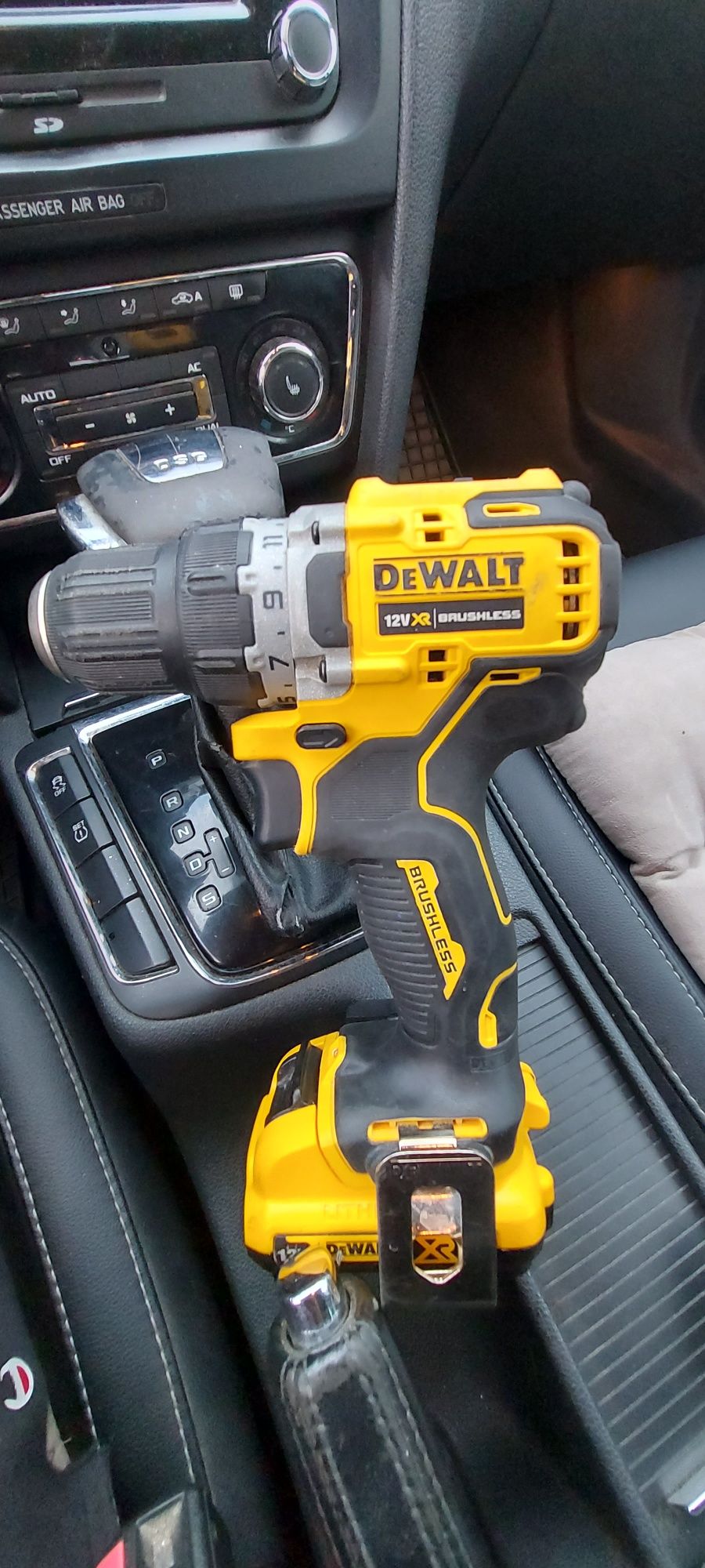 Dewalt DCD 701 12 v
