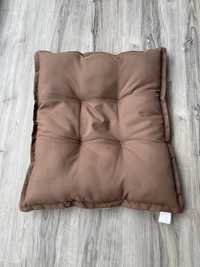 Декоративна възглавница за стол - бежово и кафяво - 50 х 60 см.