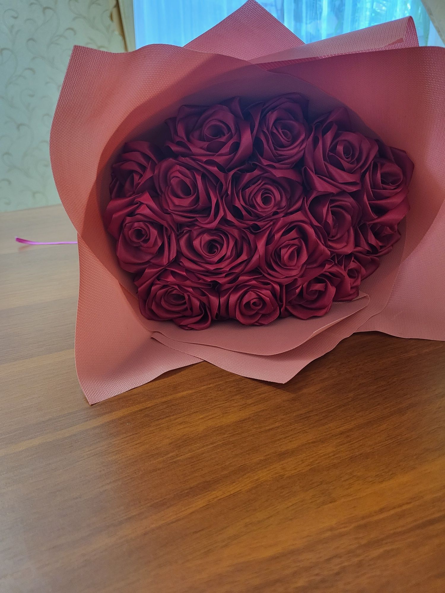 Искусственный   Букет роз из атласных лент 17шт
Роза цветы